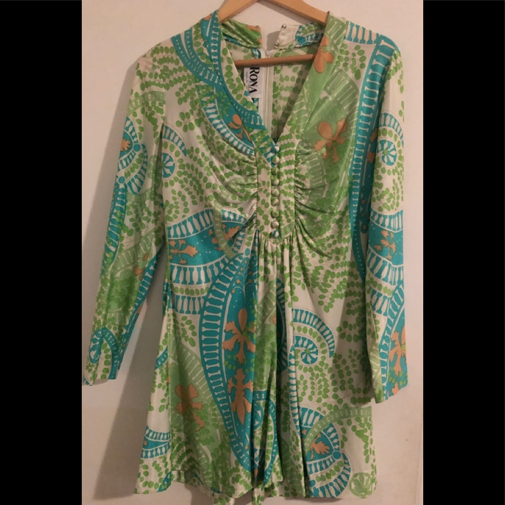 Rona vintage shirt dress. Size small. From NYC